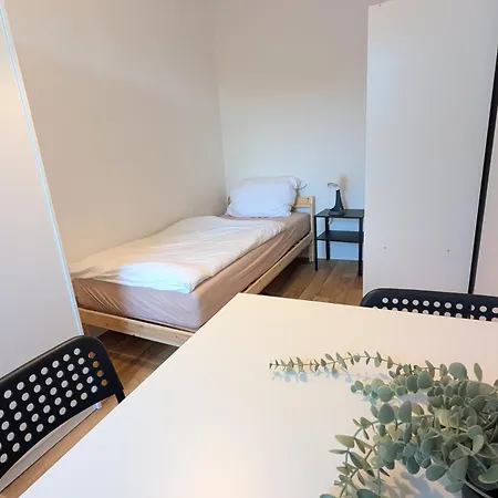 Apartment Monteurwohnung - 6 Einzelbetten Salzwedel